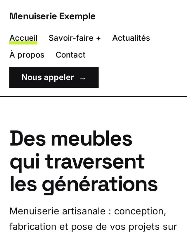 Un site d'exemple avec le thème contemporain, affiché sur un téléphone
