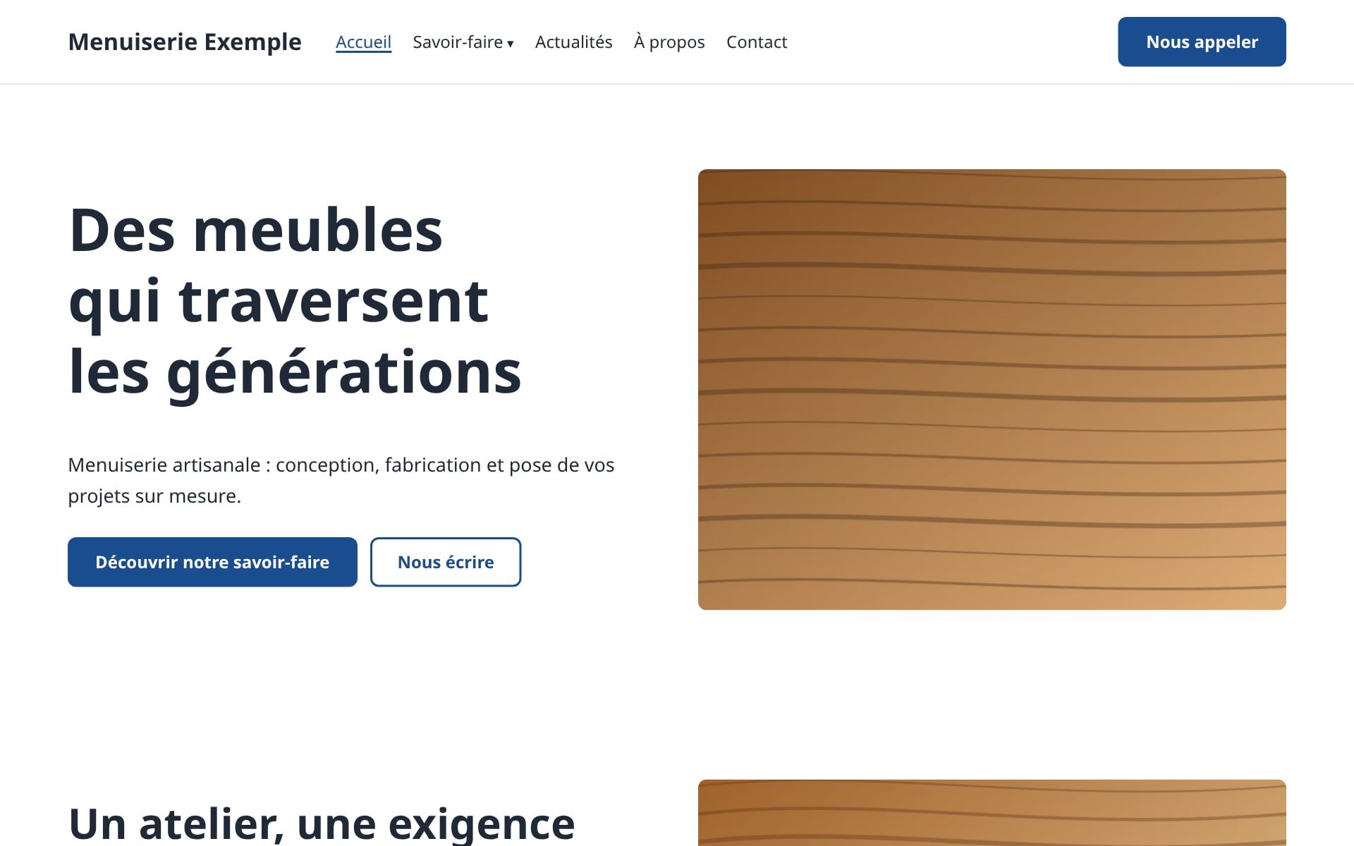 Le même site d'exemple avec le thème de référence, plus sobre