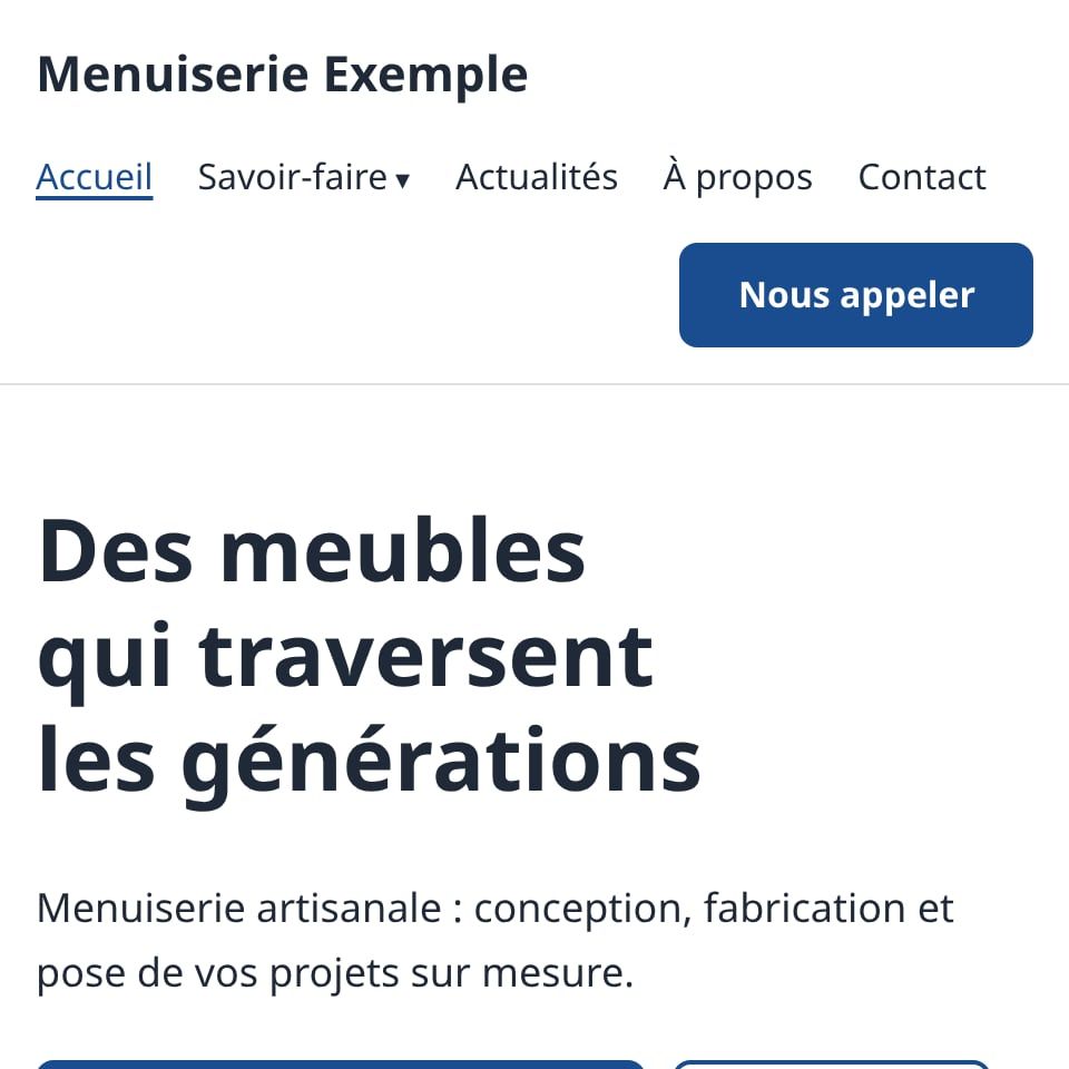 Le même site d'exemple avec le thème de référence, sur un téléphone
